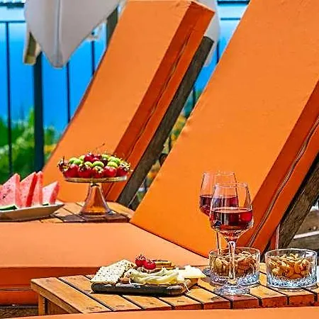 White Garden 5* Каш